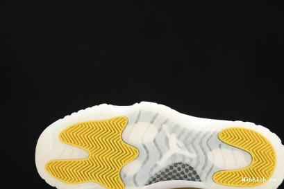 Air Snakeskin” Low “Yellow Jordan 11 0801
